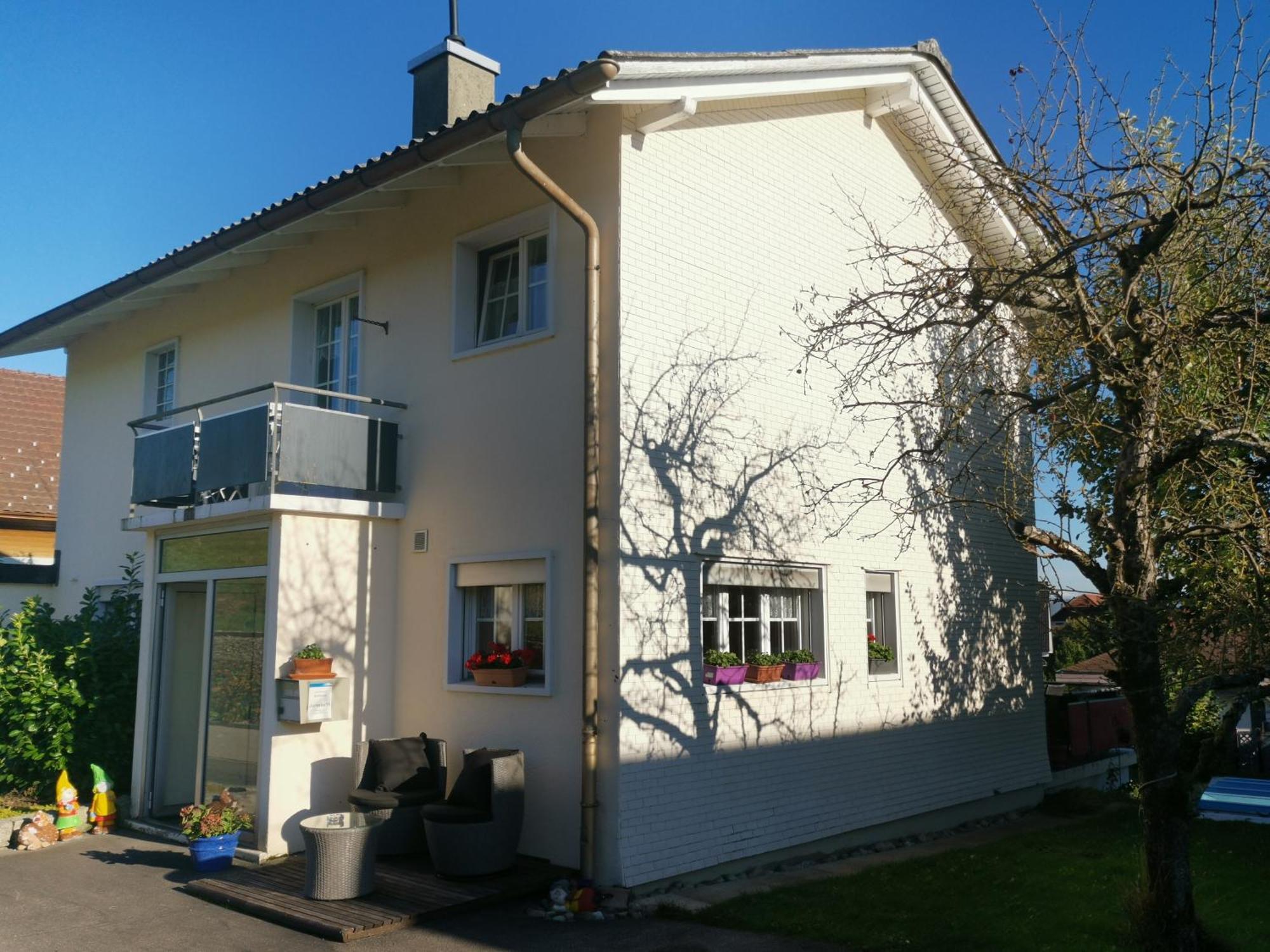 Jurastei 16 Bed & Breakfast Wiedlisbach Exterior photo
